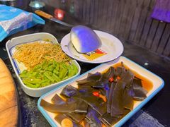 -鱼窝棚柴火铁锅炖(富山屯店)