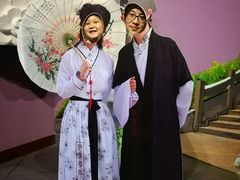-金石蜡像馆