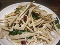 凉菜拼盘-鲁南仔·滕州炒鸡(经三路店)