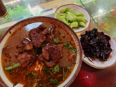 -金杨拉面王小吃面馆·牛三宝面·红烧牛肉粉