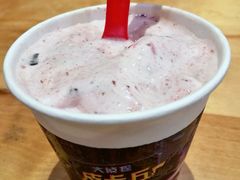 草莓巧克力暴风雪-DQ·蛋糕·冰淇淋(新佳丽店)