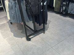 -UNDER ARMOUR(八达岭奥莱店)