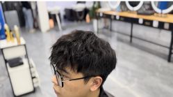 -藤野造型烫发染发