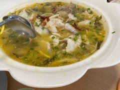 老坛特色酸菜鱼-壹块捌烧烤(灯市口店)