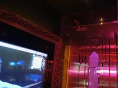 -温莎KTV(珠江路店)