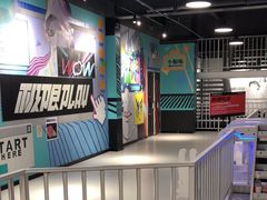 -极限PLAY运动娱乐新世界·团建派对潮玩休闲馆·室内蹦极高空游乐园