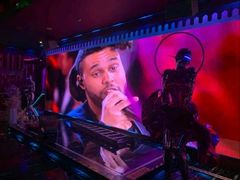 -UK派对KTV(日月广场店)