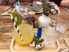 MID-SUMMER&nbsp;DREAM-FLOVIE FLORIST CAFE