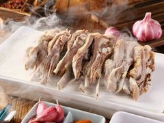 -苏莱特色牛骨滩羊手抓馆(长城东街总店)