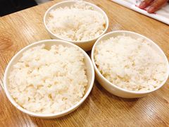 -愉肴麻辣香锅(中山路店)
