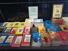 -钟书阁(松江泰晤士小镇店)