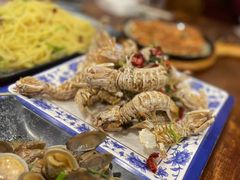 -老东镇啤酒屋海鲜加工·蒸汽海鲜·海鲜烧烤(台东店)