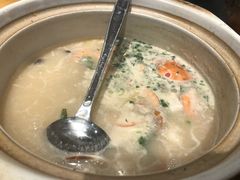 砂锅海鲜粥-老板很二(吉大店)