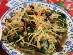 -闯关东东北农家菜(崂山石老人店)
