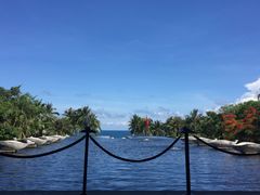 -亚龙湾喜来登·美景台大堂吧