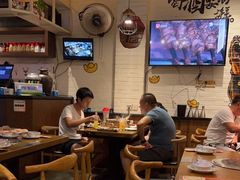 大堂-聚串门儿·东北烧烤(信义坊店)
