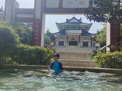 -江门古兜温泉小镇