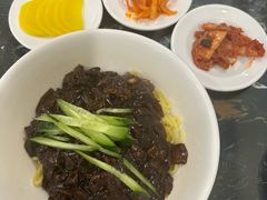 炸酱面-桃园中华料理炸酱面(燕儿岛路店)