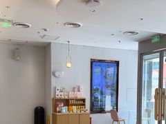 -奈雪的茶(大连新玛特店)