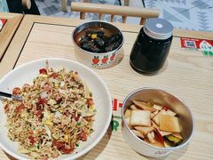 -萝卜向南·湘西泡菜·腊味炒饭(星河coco city店)