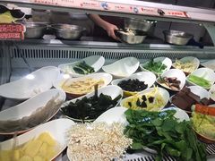 -小山城麻辣香锅(新邻生活广场店)