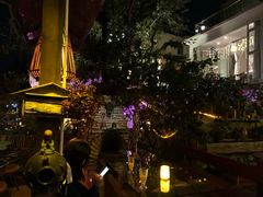 -城墙外BAR