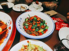 -六弟特色小馆(人民新村店)