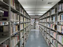 -南山图书馆(常兴路店)