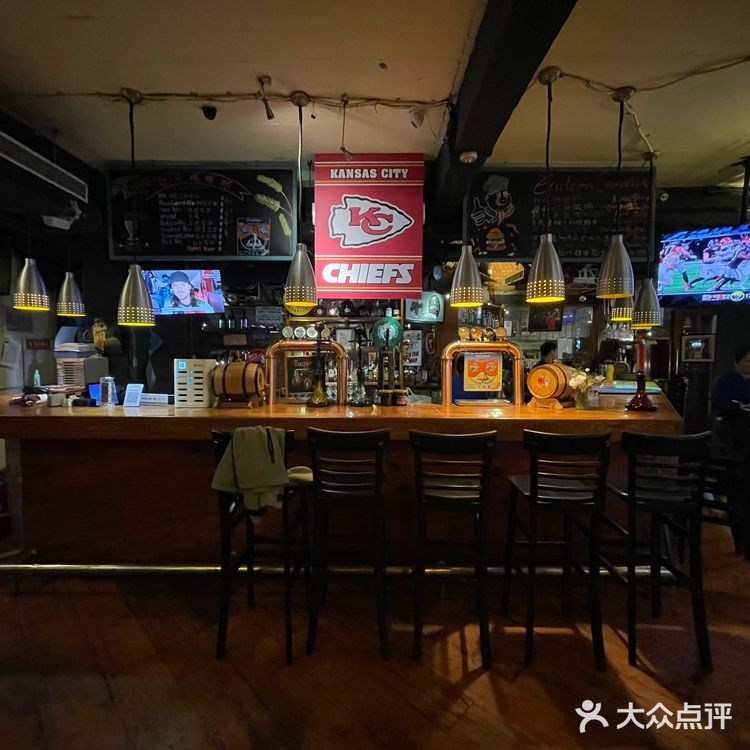 说说我在童话森林餐吧吃饭顺便看展的体验