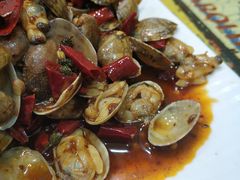 -扒虾小妹儿麻辣海鲜(宏图街店)