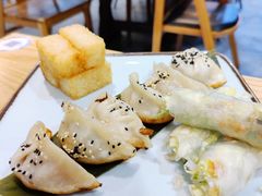 综合锅贴拼盘-蒲石小点(愚园路店)