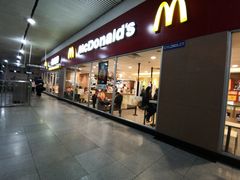 门面-麦当劳(轻轨曹杨路店)