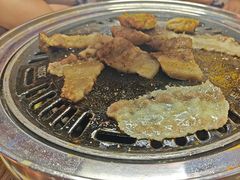 -叽叽扎扎烤肉场(生态城万达店)