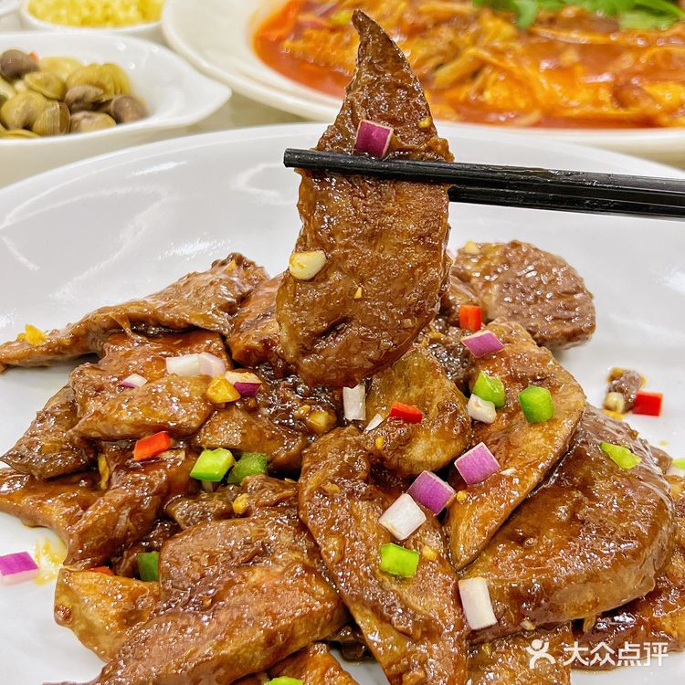 来泉州一定要来这家老牌海鲜餐厅吃烤鹅！