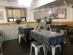 大堂-八两八金·莱芜特色炒鸡(市南漳浦路店)