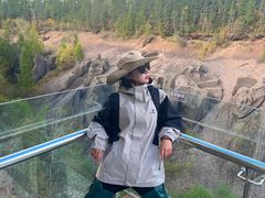 -峡谷浮石林景区