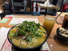 -肥汁米蘭香港米线(定西路店)