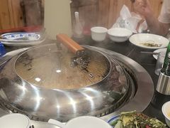 -田家大院东北农家菜铁锅炖(西安总店)
