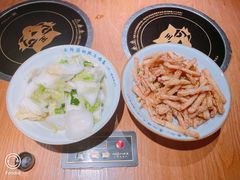 -吃饭皇帝大·土家民族菜(武陵源店)