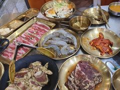 -胡悦里韩式烤肉(芝罘万达广场店)