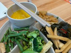 -素满香·全民食养自助(长宁龙之梦店)