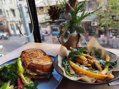 超级牛肉帕尼尼-O'mills Sourdough Bakery&Bistro(永嘉路店)