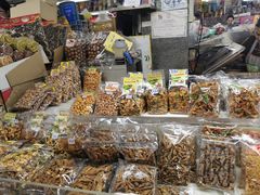 -瓦洛洛传统市场