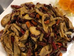 干椒牛肝菌-蔼若春.传承三十年云南菜(金碧公园店)