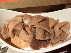 -芝小官毛肚火锅海鲜自助(苏州吴江区万宝店)