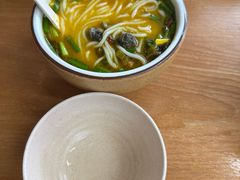 -子宸什夹婆乌鸡米线弹子石店(泽科·星泽汇店)