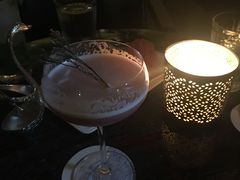 -饮湖威士忌鸡尾酒吧