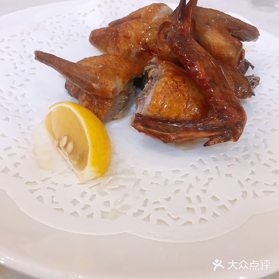 金益美食城(华宁花园店)