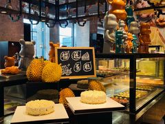 面包甜点陈列柜-富力万达文华酒店·海鲜自助
