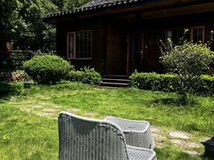 -梁子湖东篱老屋生态庄园